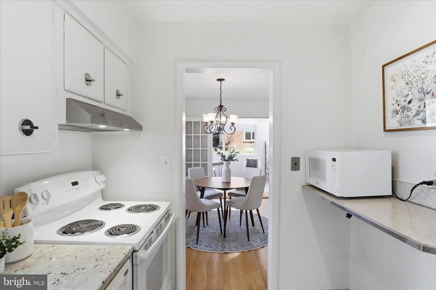 10014 Cedar Lane photo 12