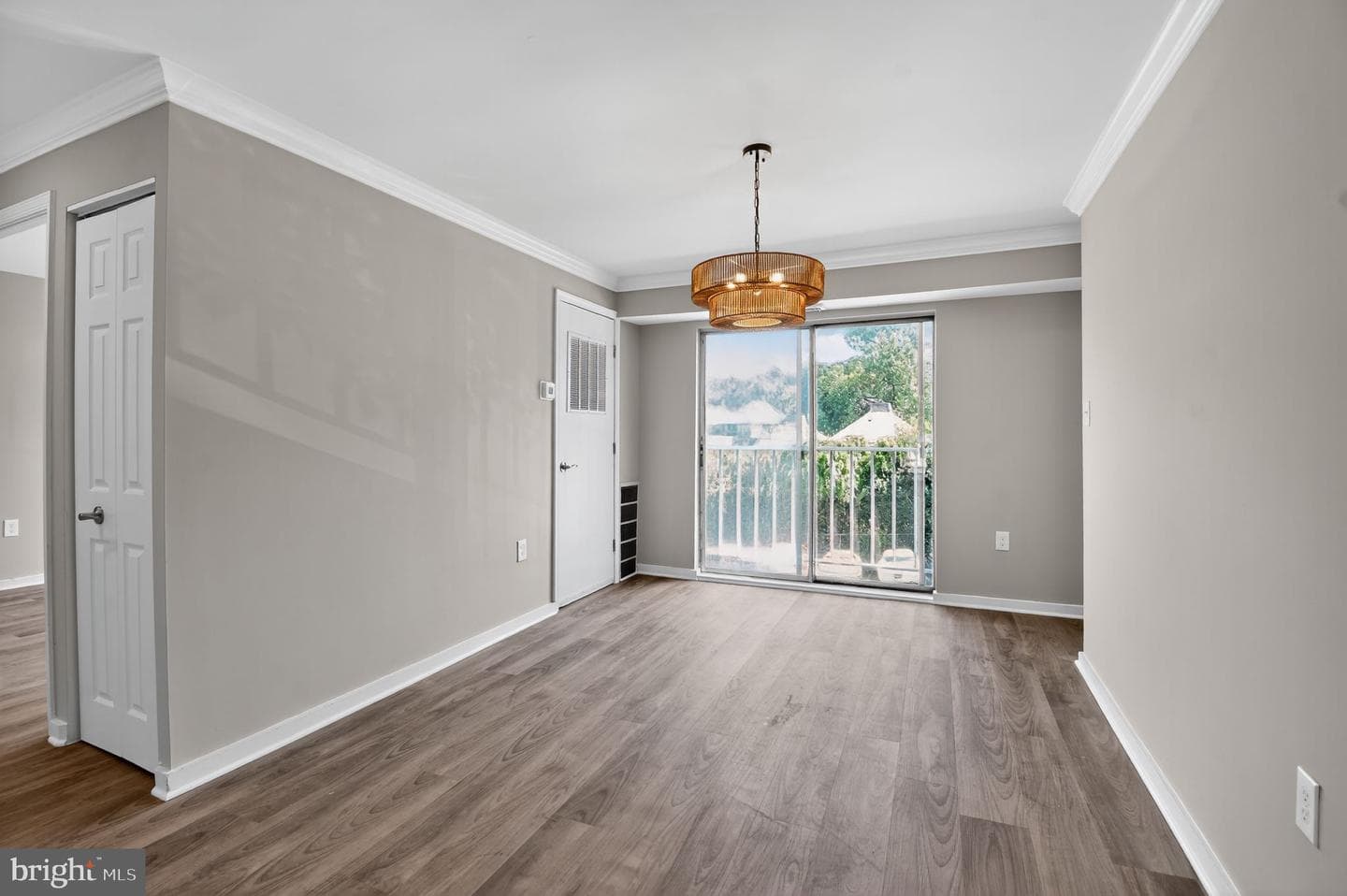 3234 Hewitt Avenue #3-4-B photo 8