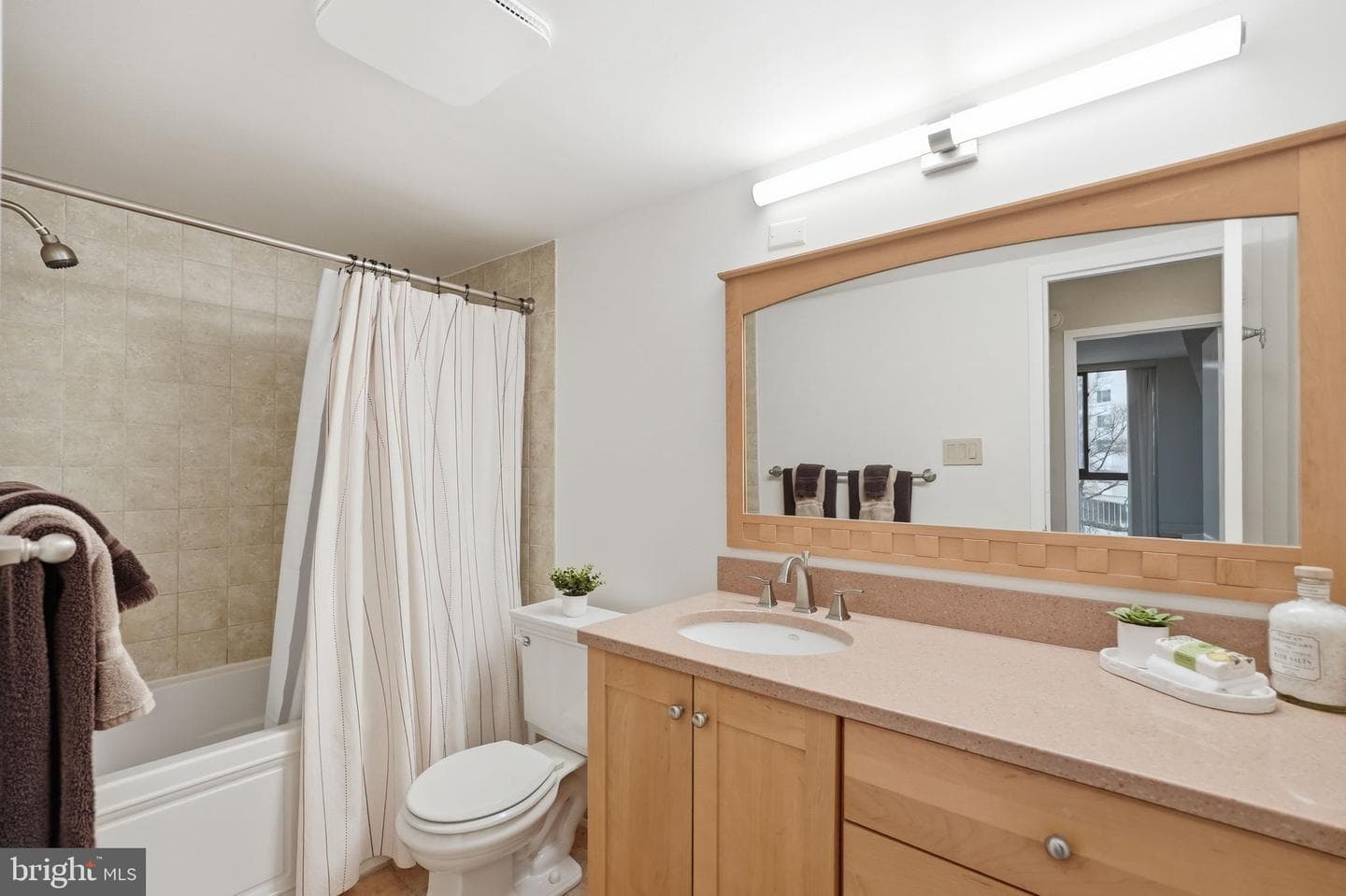 4620 N Park Avenue #611e photo 11