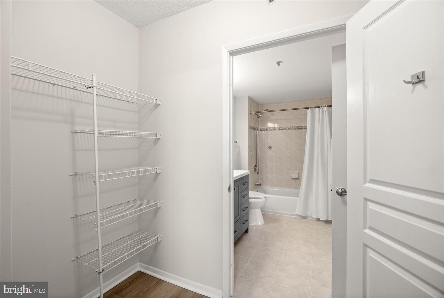 7111 Woodmont Avenue #402 photo 16