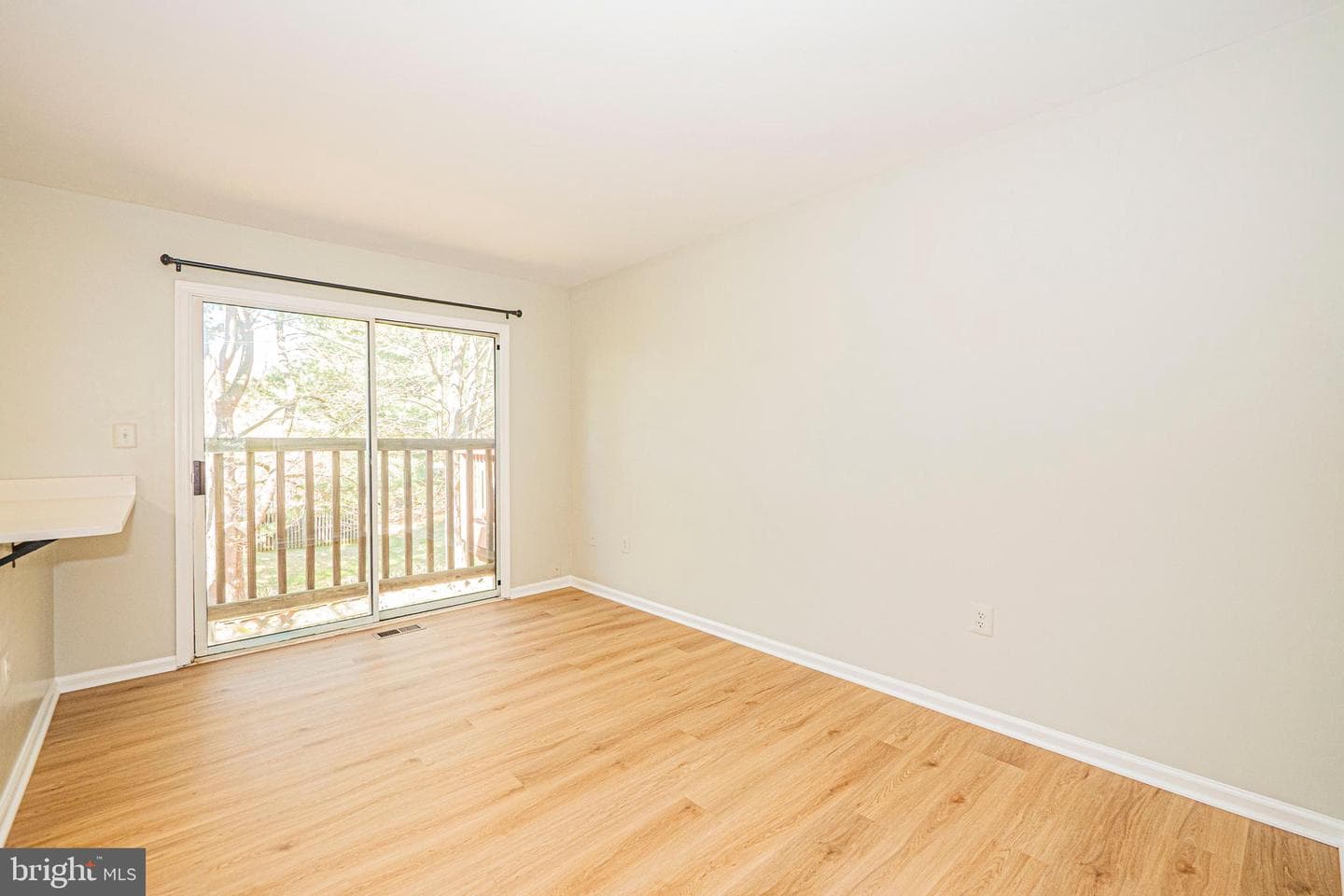 7721 Majestic Way photo 9