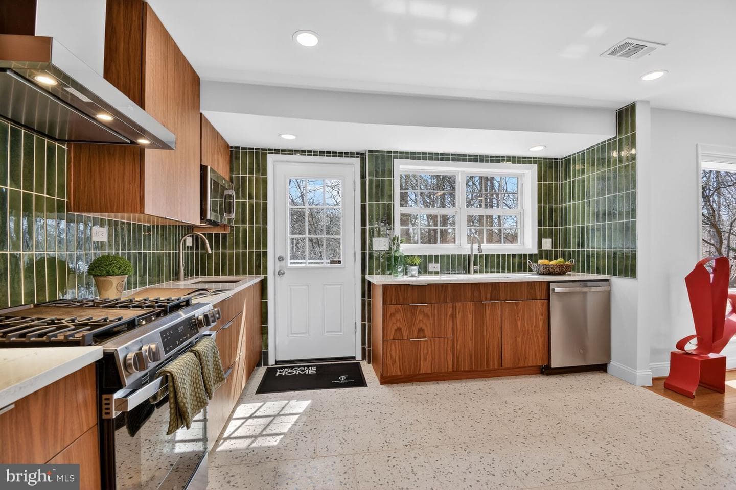 10605 Meadowhill Road photo 11