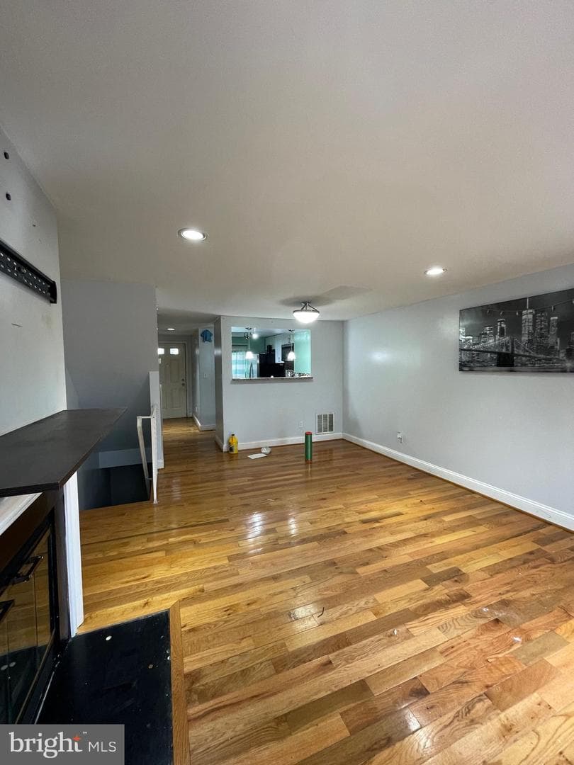 20503 Strath Haven Drive photo 8