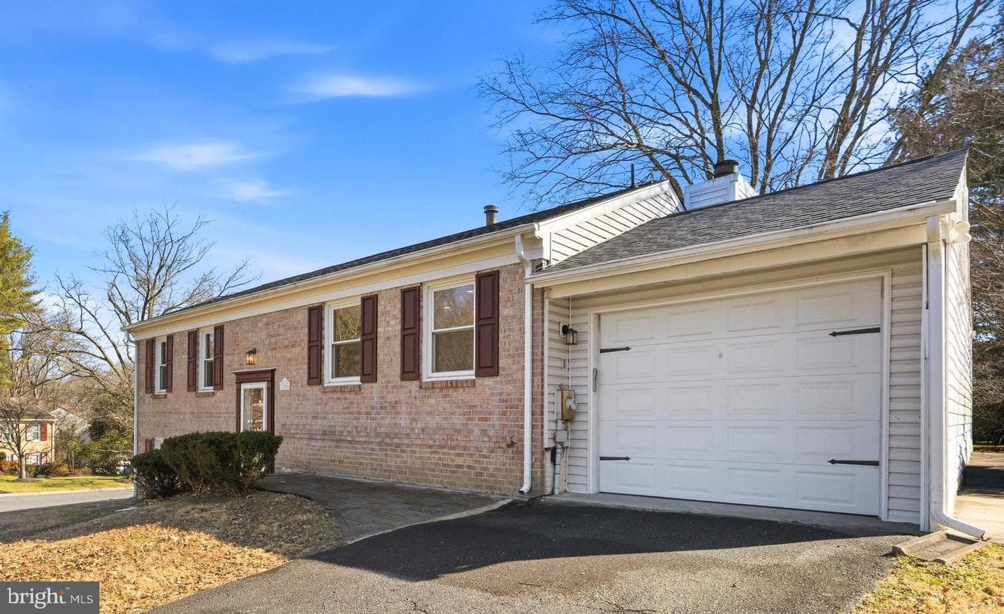 11200 Trippon Ct photo 4