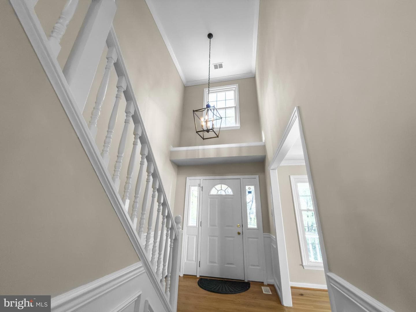 700 Beacon Hill Terrace photo 32