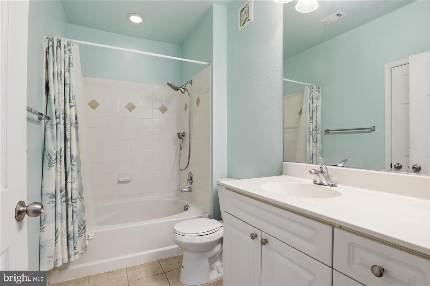 501 Hungerford Drive #338 photo 18