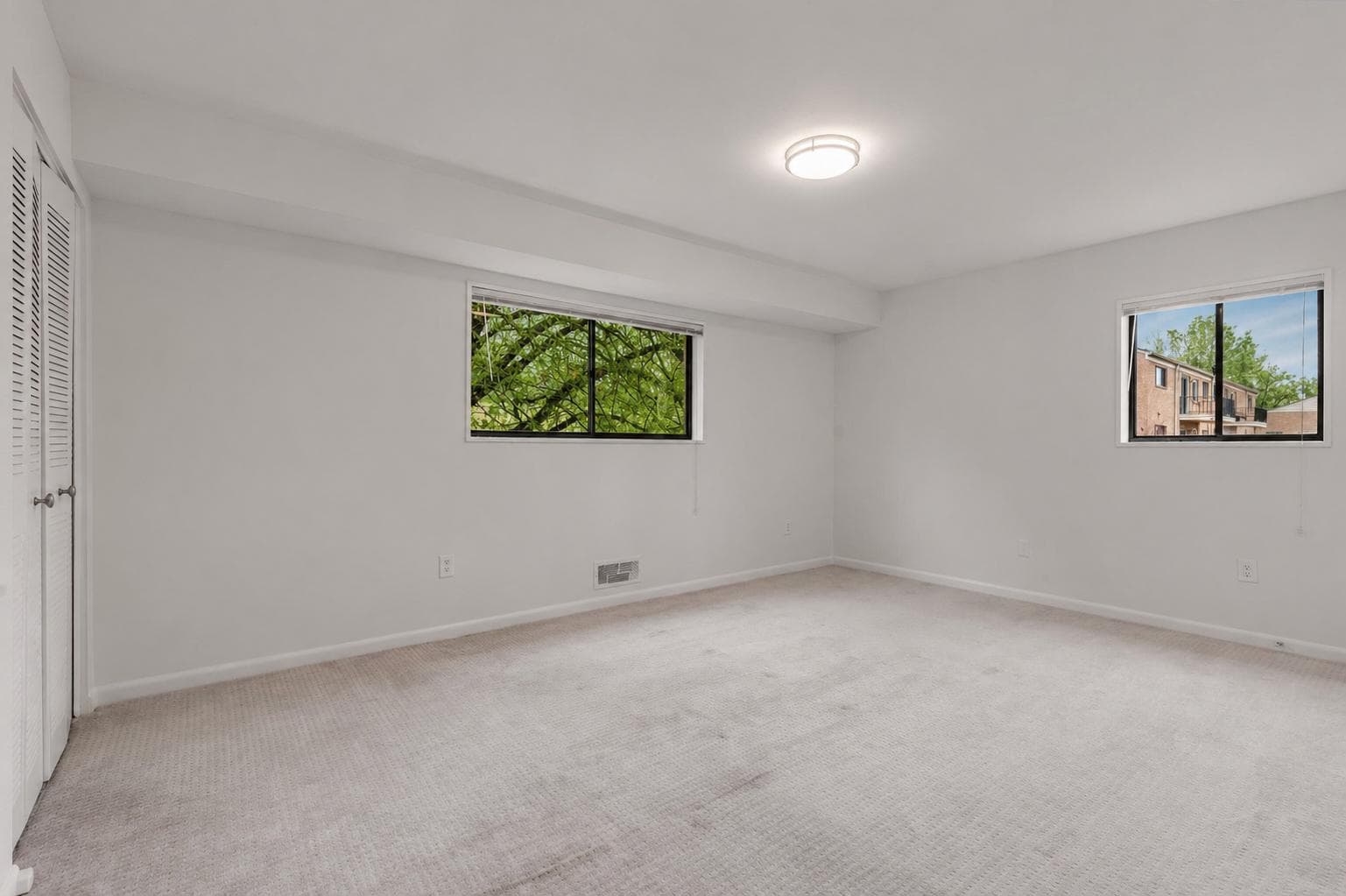 10636 Montrose Avenue #101 photo 15
