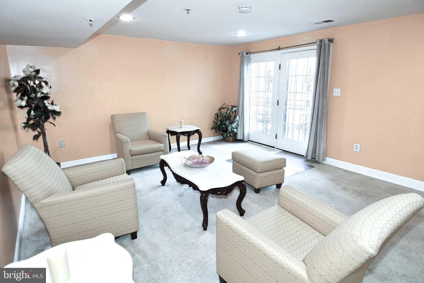 14528 Fairdale Road photo 57