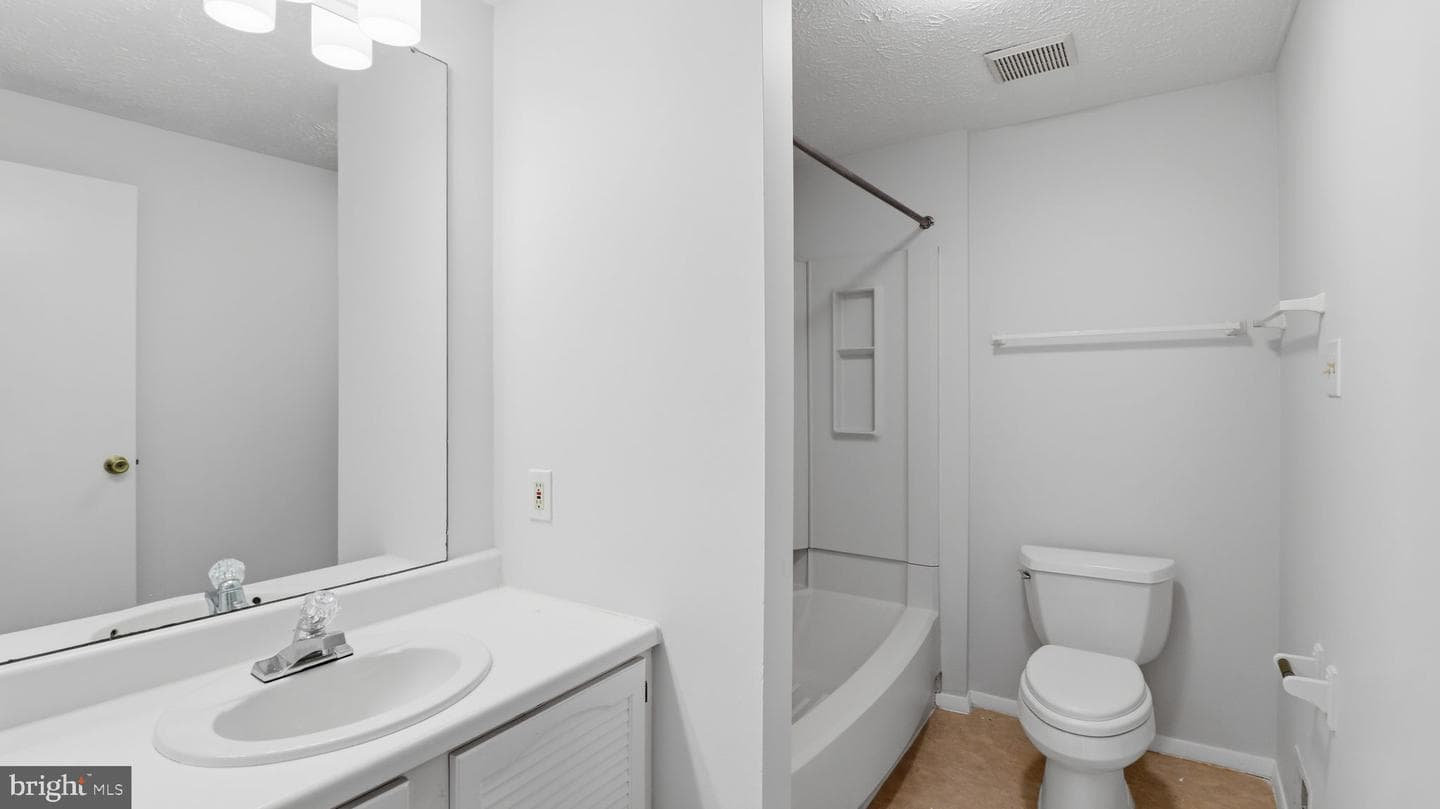 17922 Ashton Club Way photo 32
