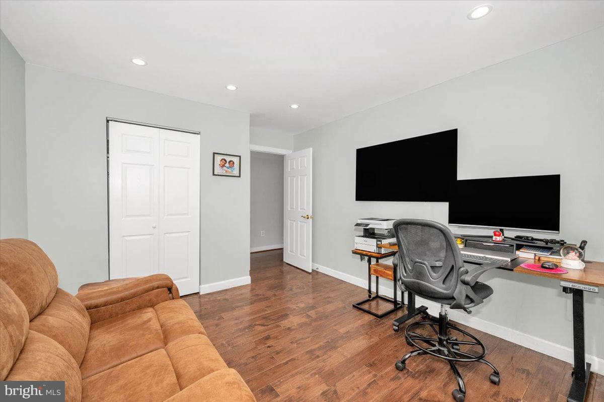 10101 Lloyd Road photo 24
