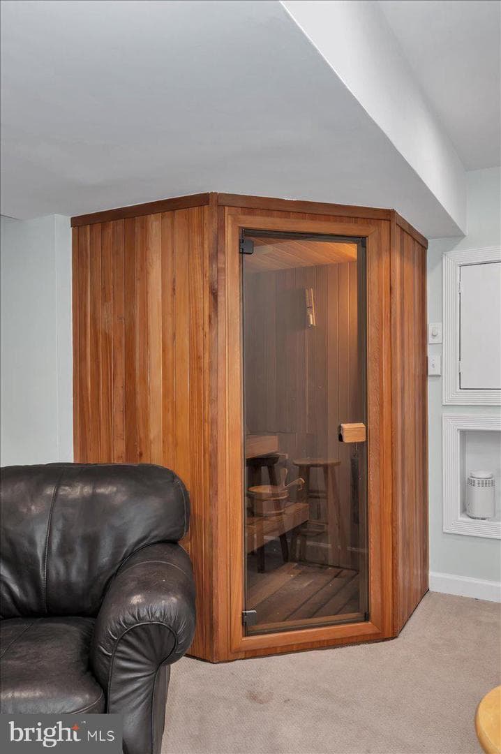 10101 Lloyd Road photo 36