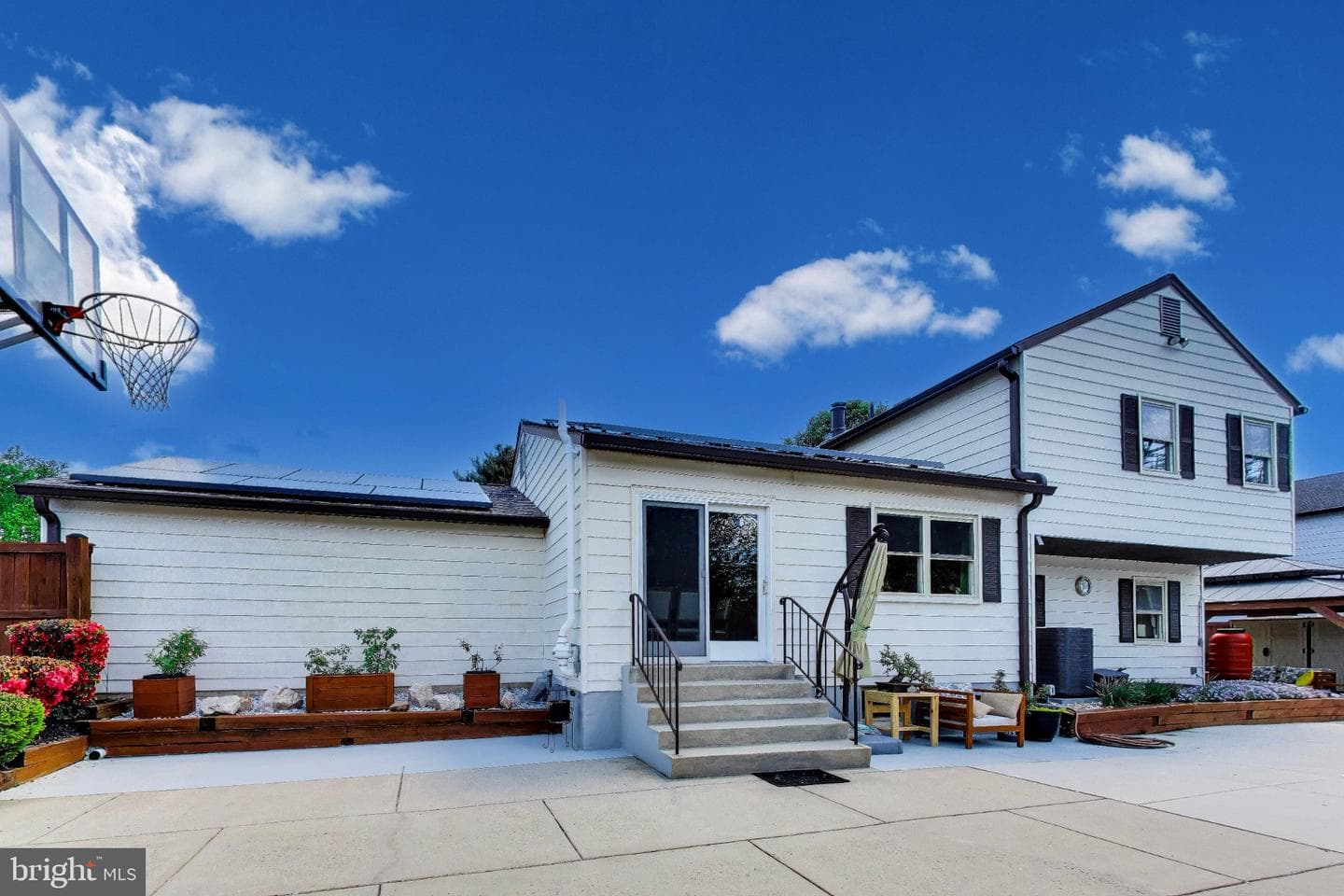 14216 Alderton Road photo 38