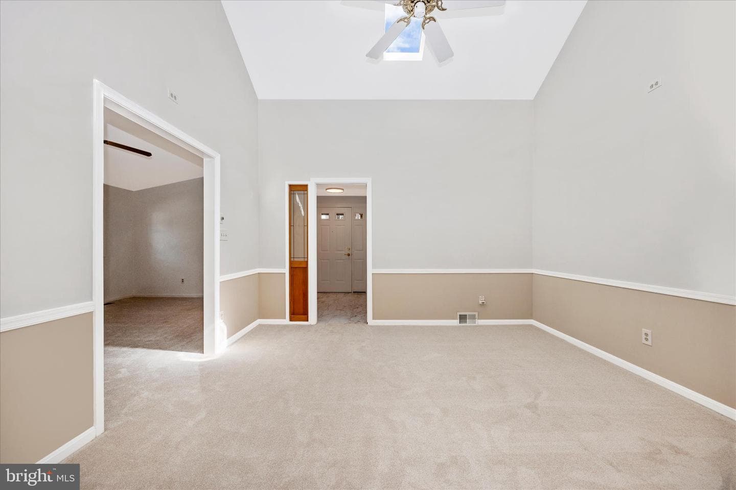 14 Cherry Grove photo 23