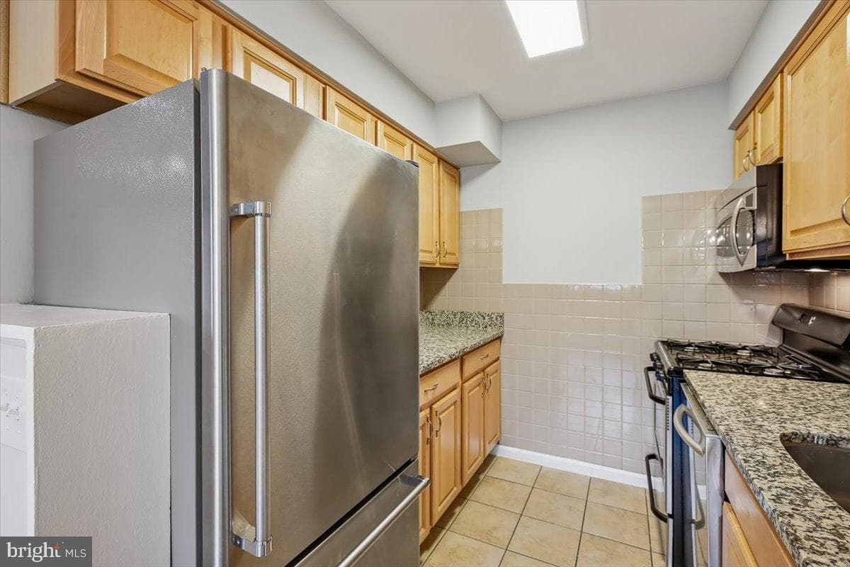 3355 University Boulevard W #206 photo 10