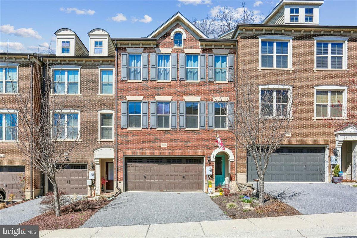 108 Samuel Manor Court