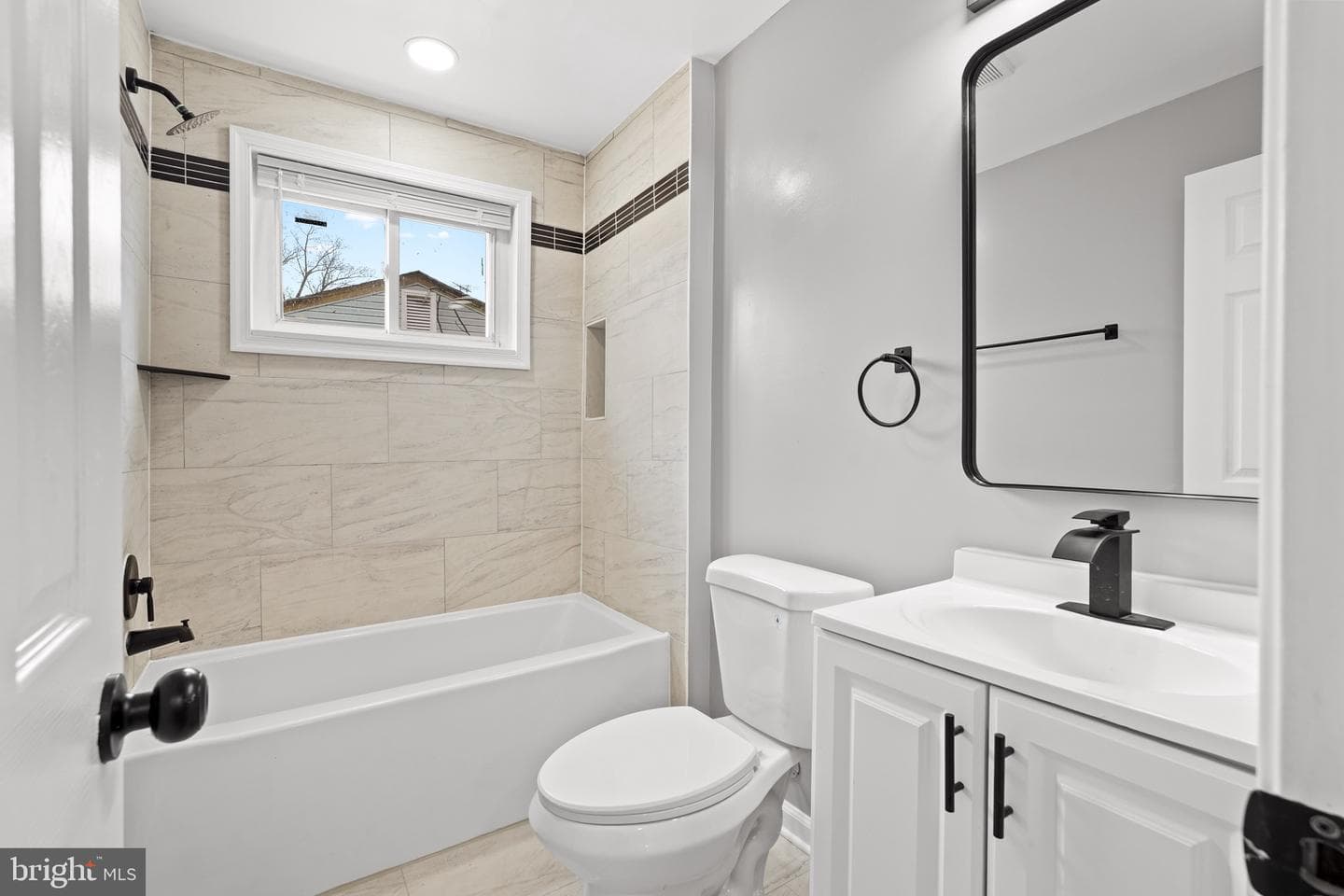 4718 Boiling Brook Parkway photo 14
