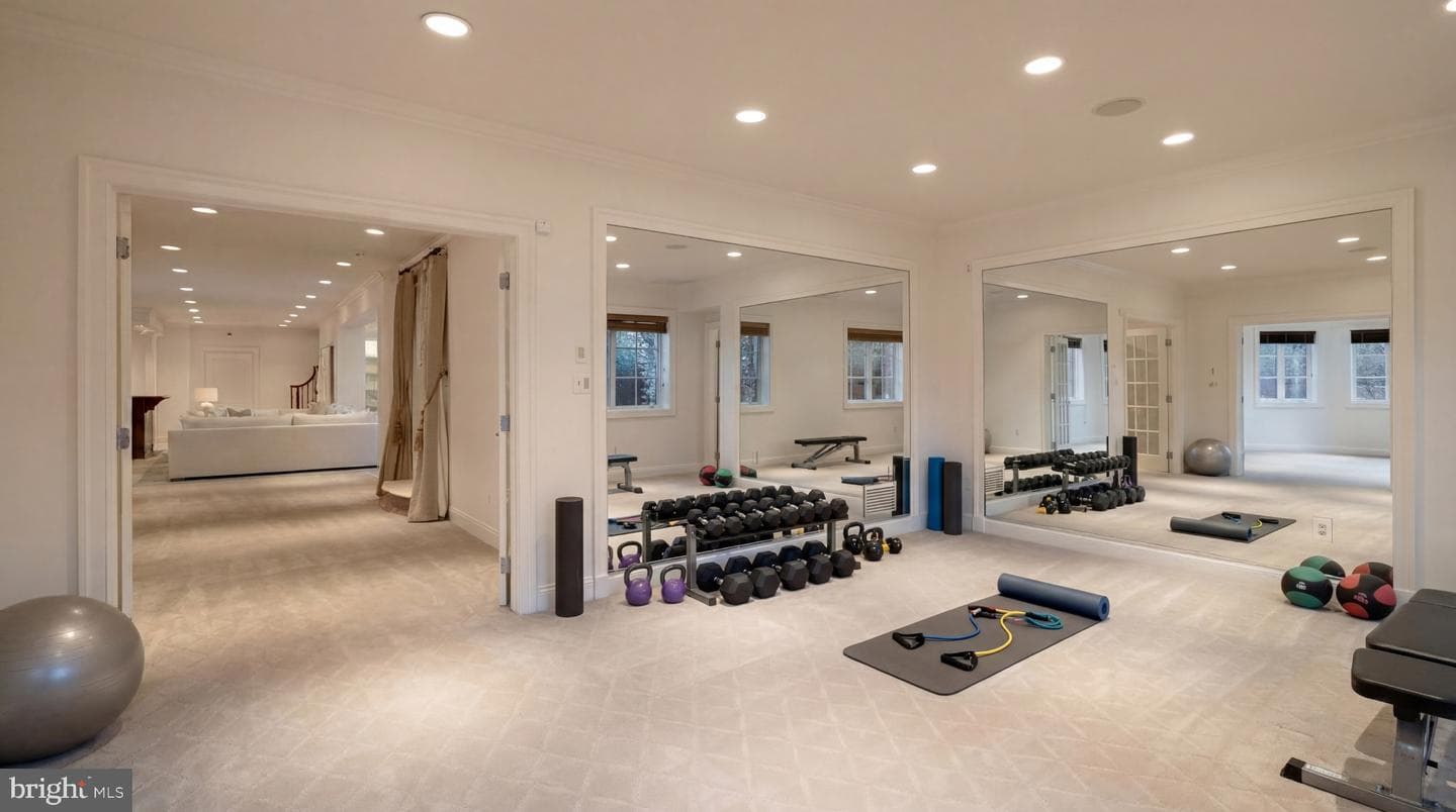 9250 Persimmon Tree Road photo 43