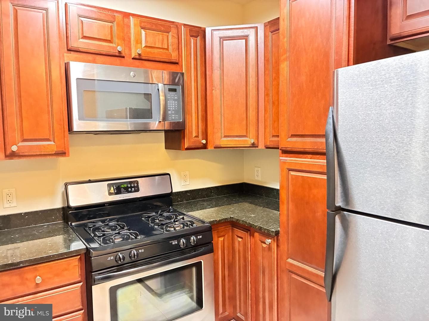 38 Maryland Avenue #405 photo 2