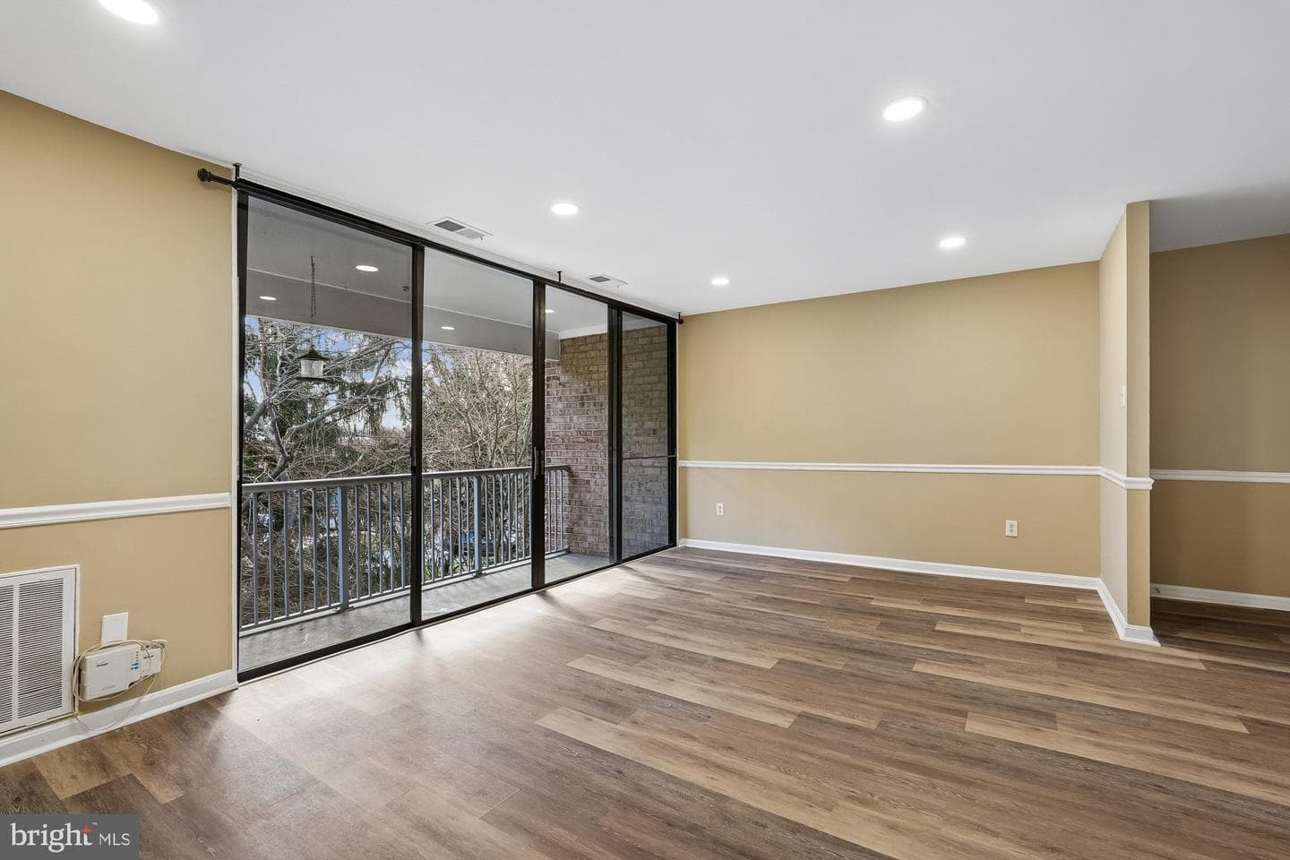 796 Quince Orchard Boulevard #201 photo 6
