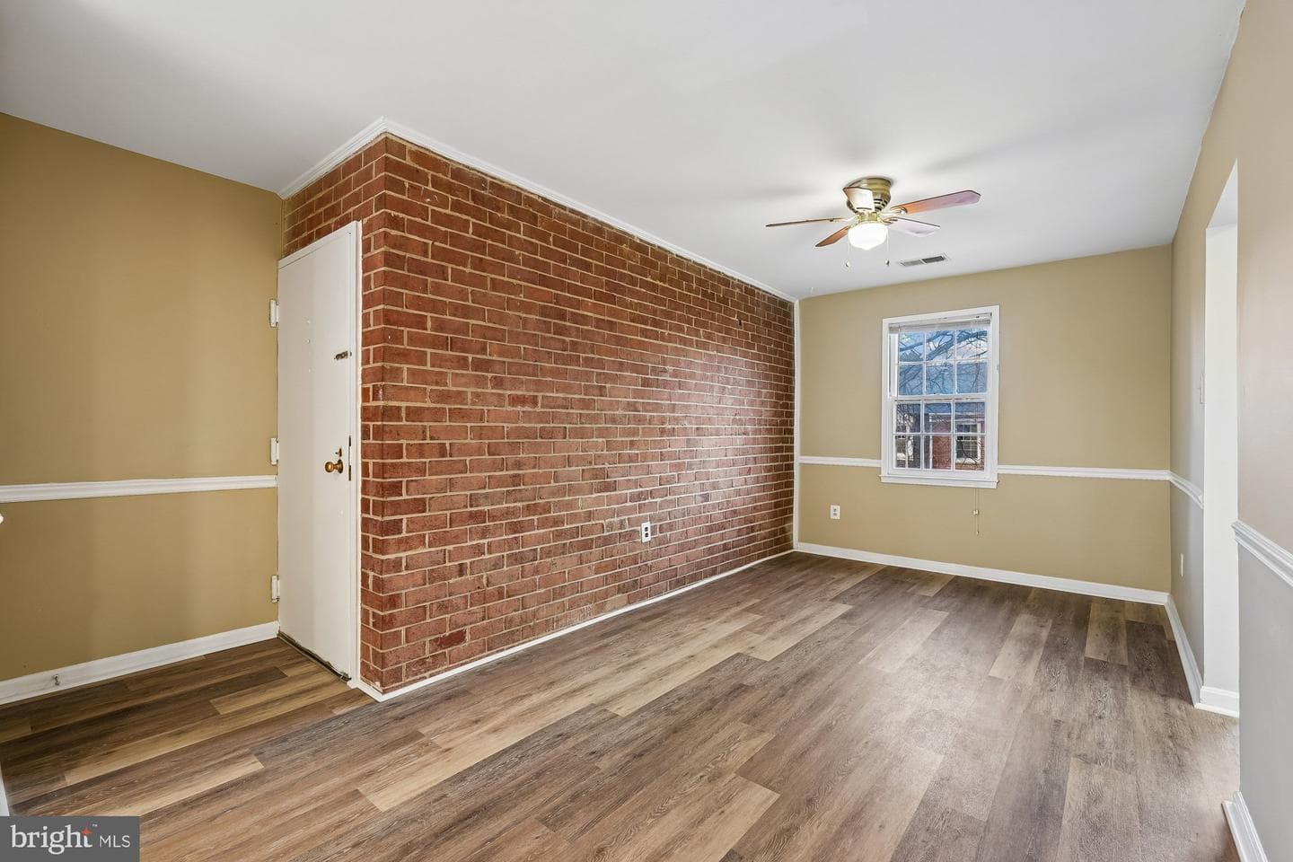 796 Quince Orchard Boulevard #201 photo 8