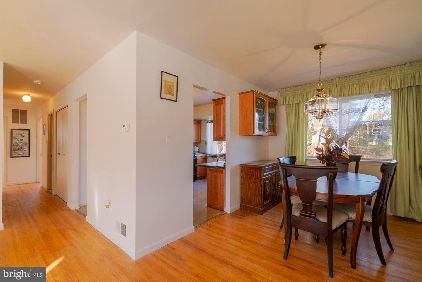 4709 Iris Place photo 15