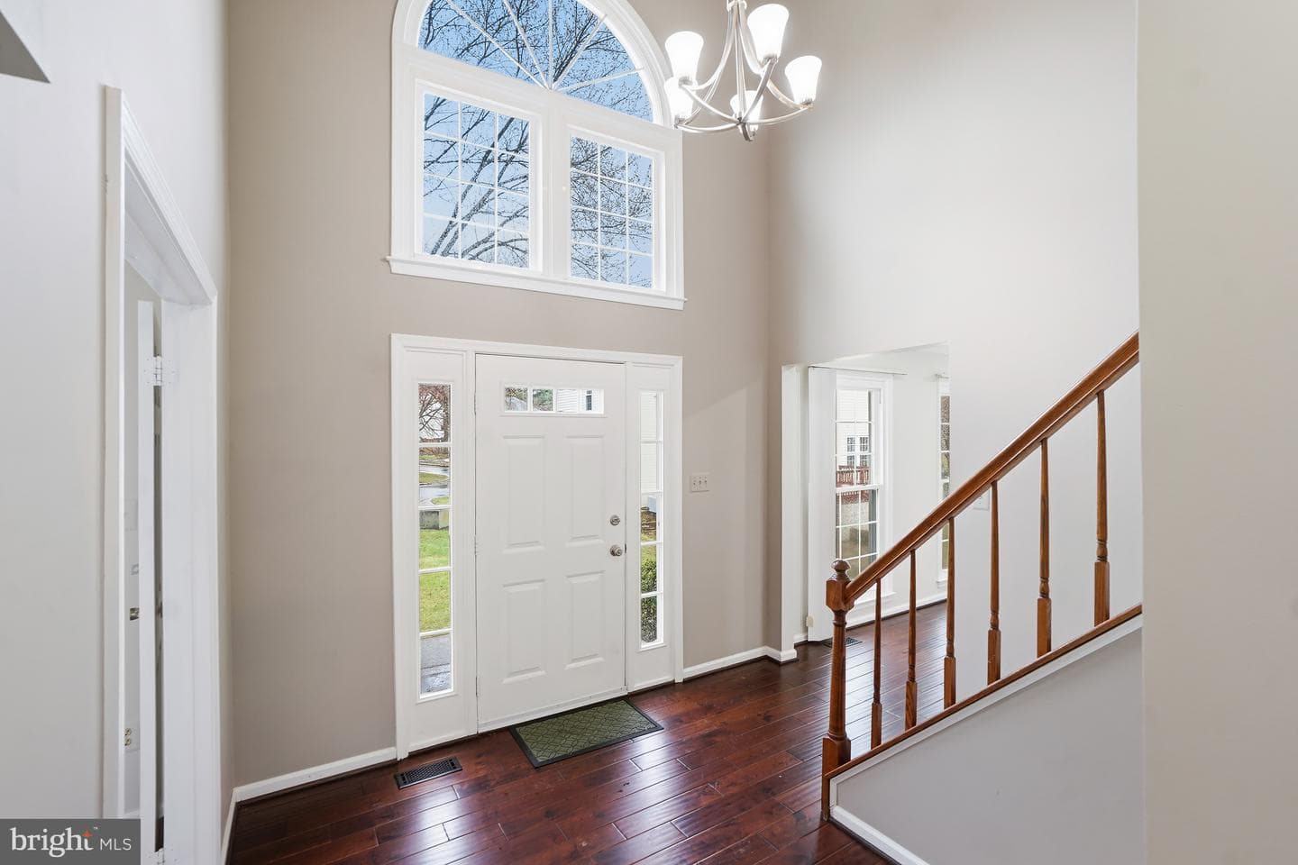 4 Leatherbark Court photo 5