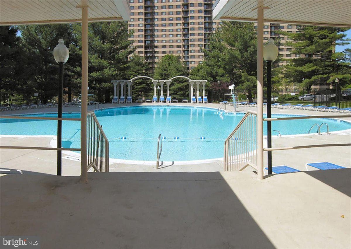 1111 University Boulevard W #1106-A photo 24