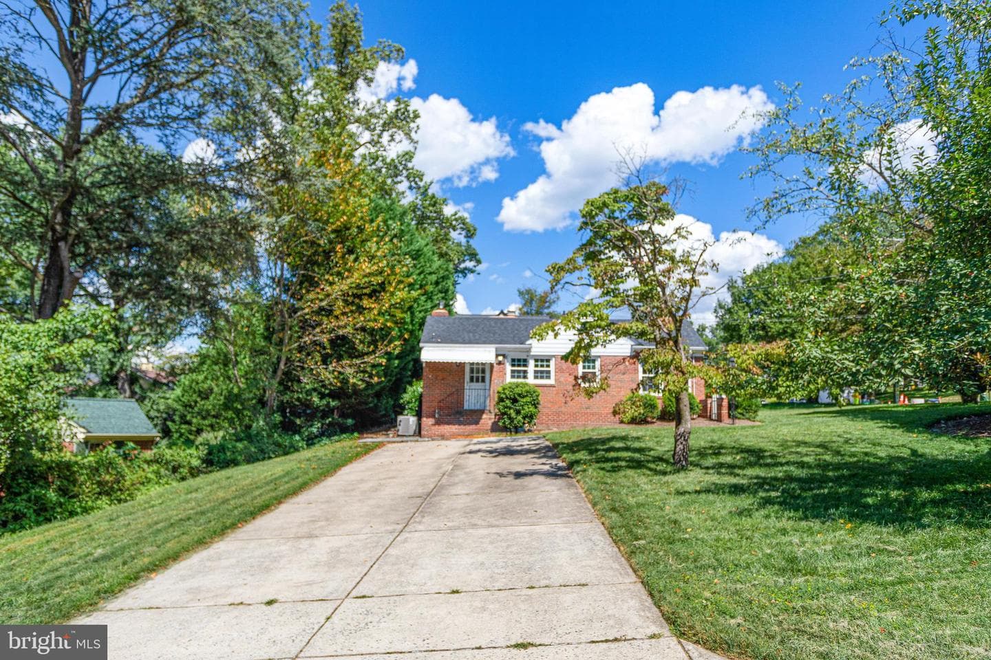 7100 Western Avenue photo 34