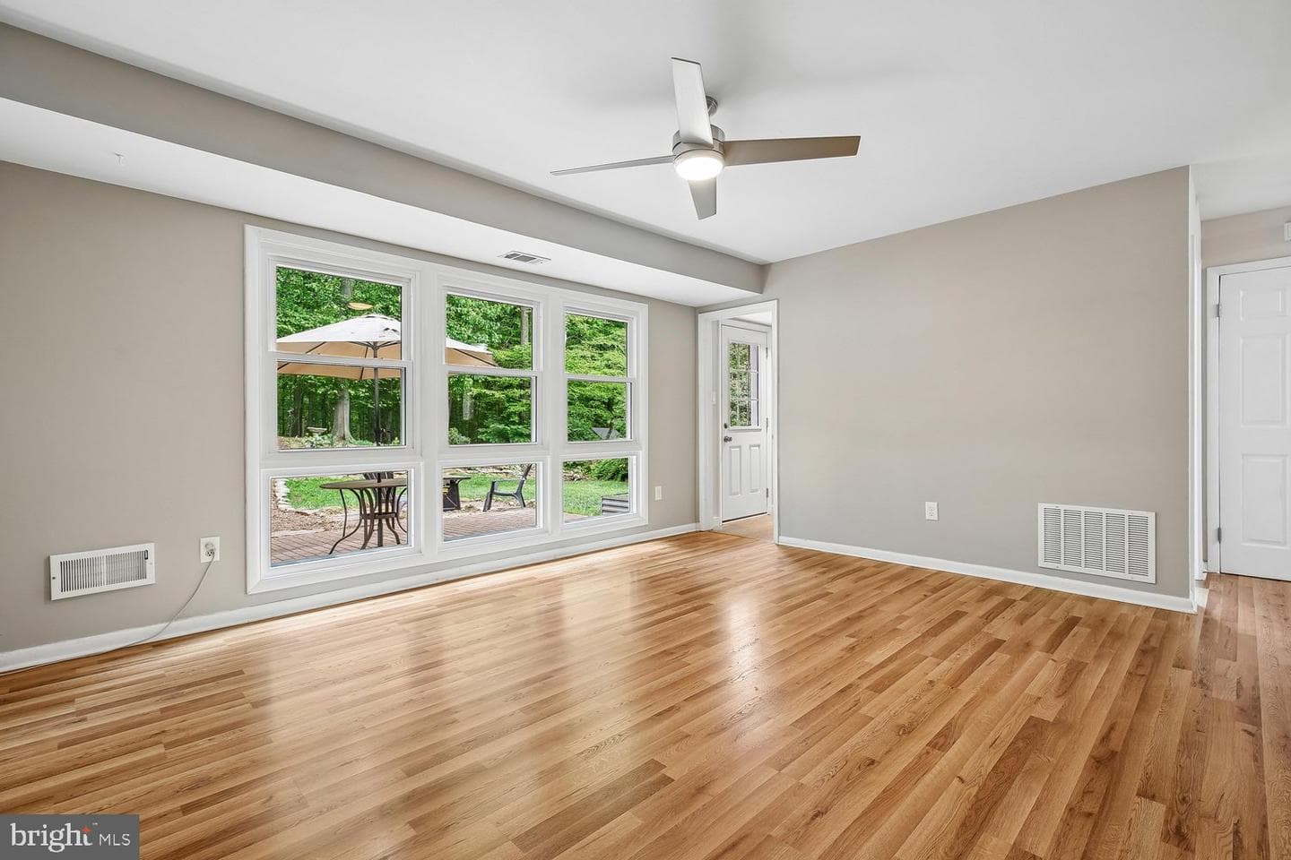 13714 Drake Drive photo 32