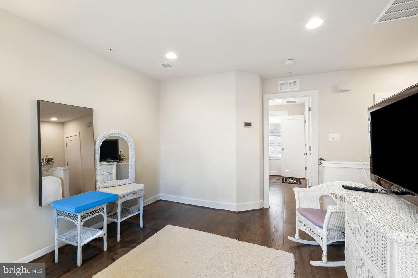 6738 Eames Way photo 21
