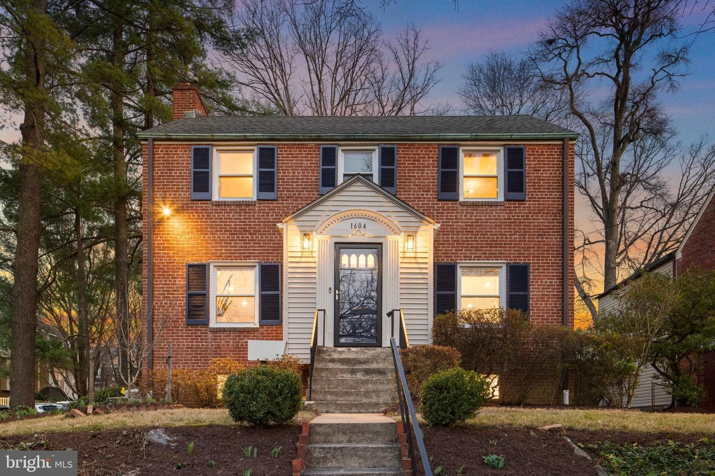 1604 Highland Drive photo 2