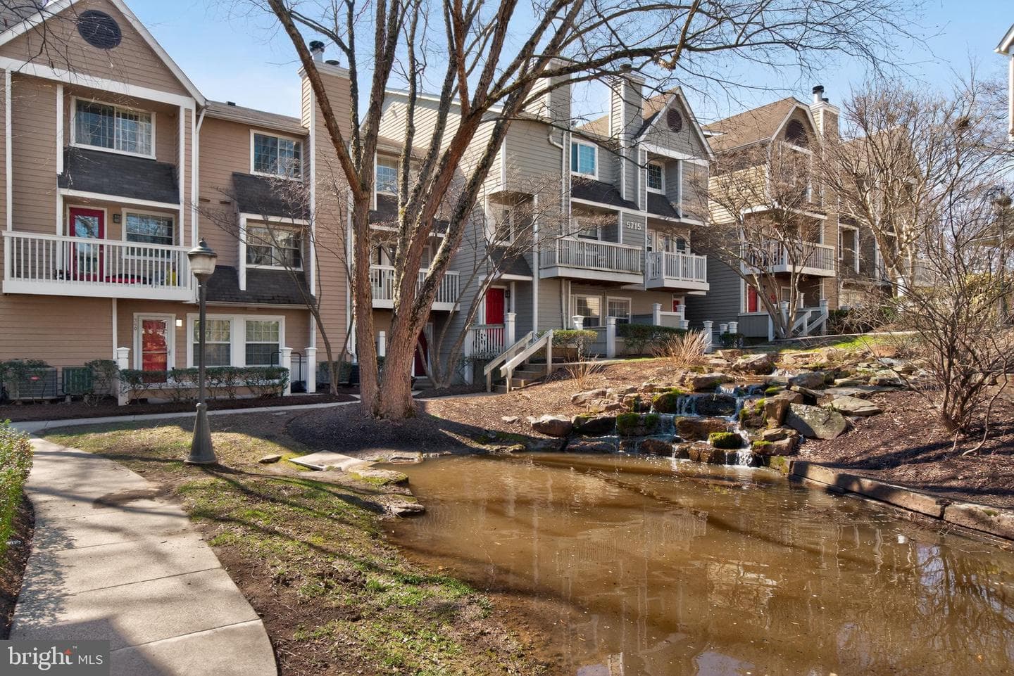 5715 Chapman Mill Drive #350 photo 19