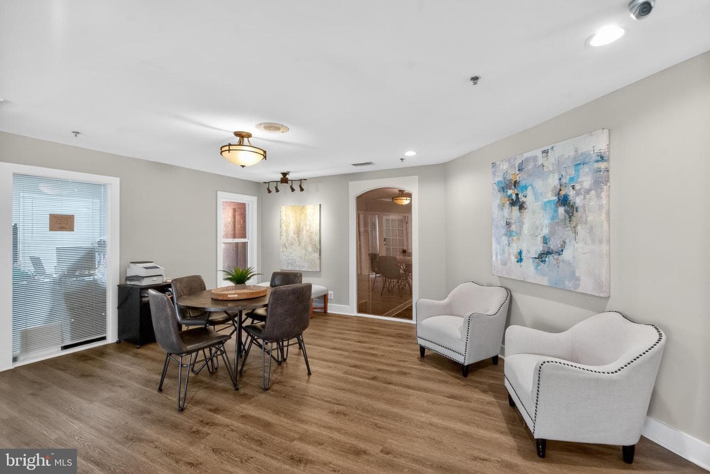 5715 Chapman Mill Drive #350 photo 23