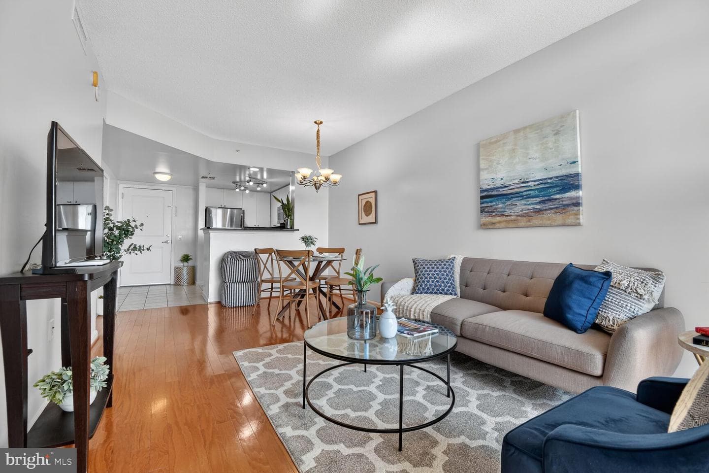 930 Wayne Avenue #1302 photo 12