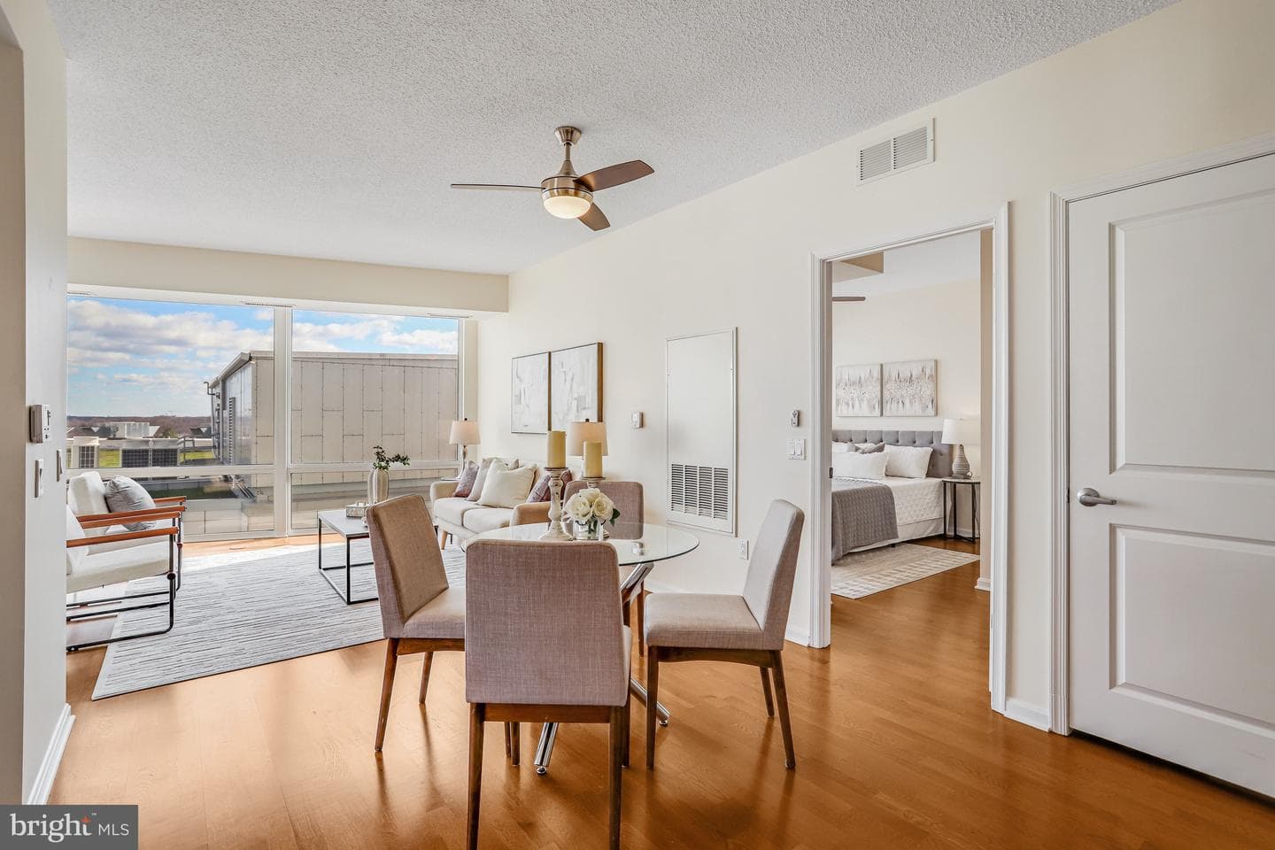 930 Wayne Avenue #1009 photo 4