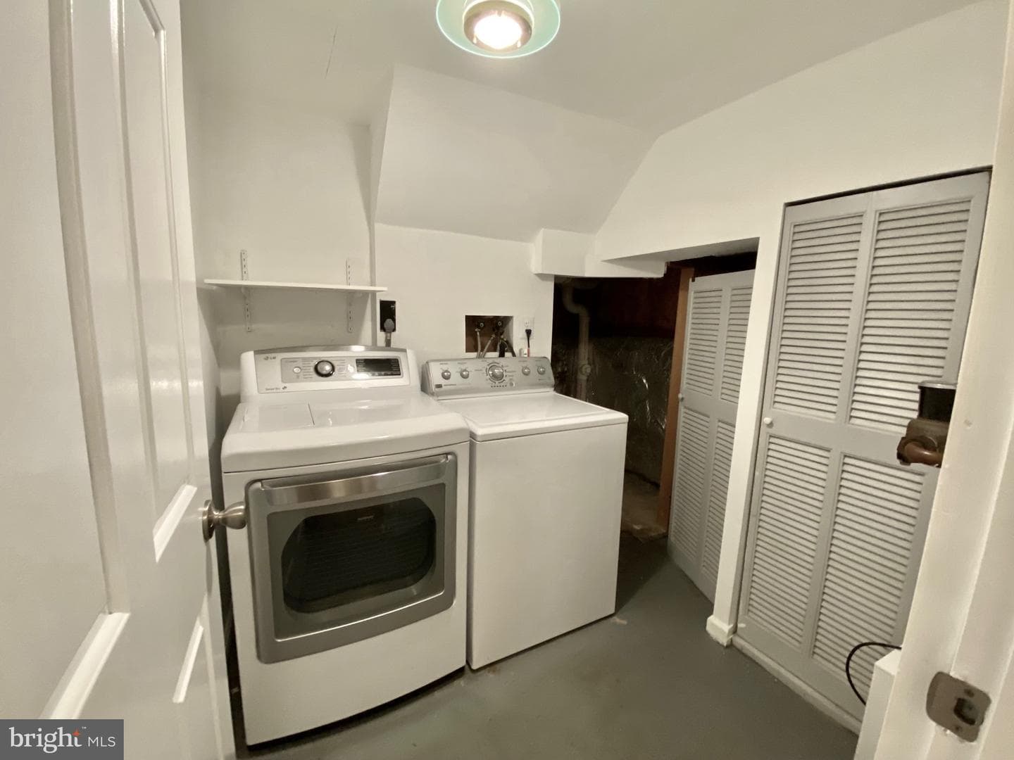 12421 Walnut Cove Circle photo 32