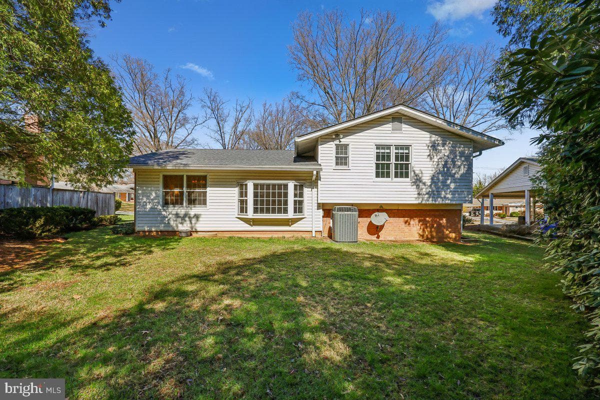 11724 Enid Drive photo 7
