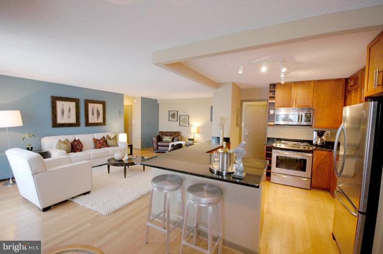 7333 New Hampshire Avenue #1220w photo 4