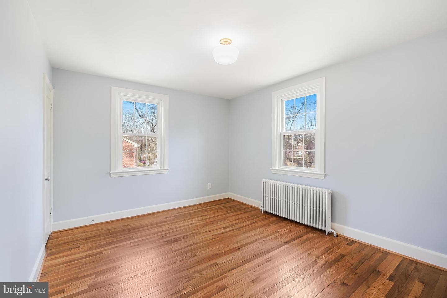 902 Jackson Avenue photo 18