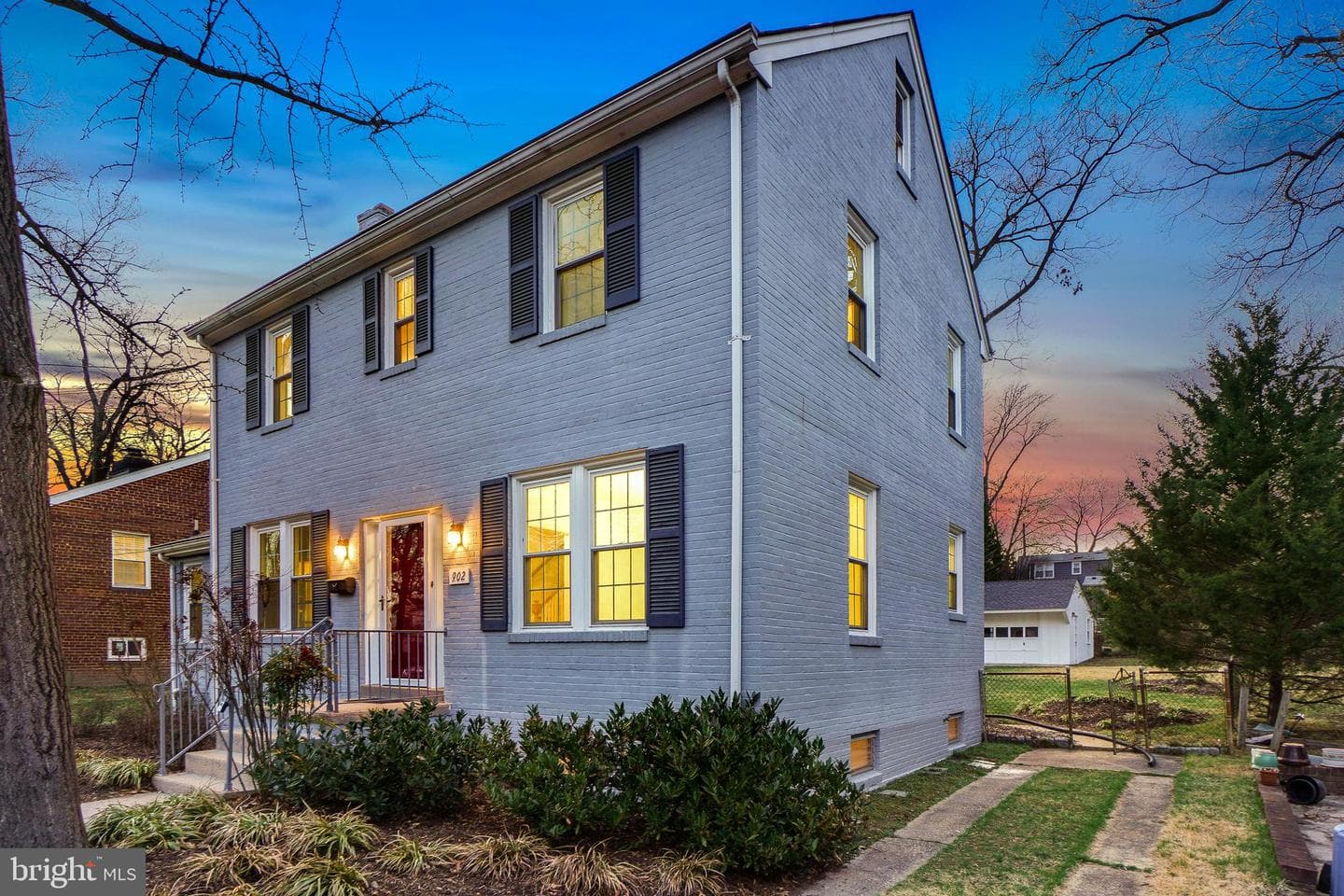 902 Jackson Avenue photo 32
