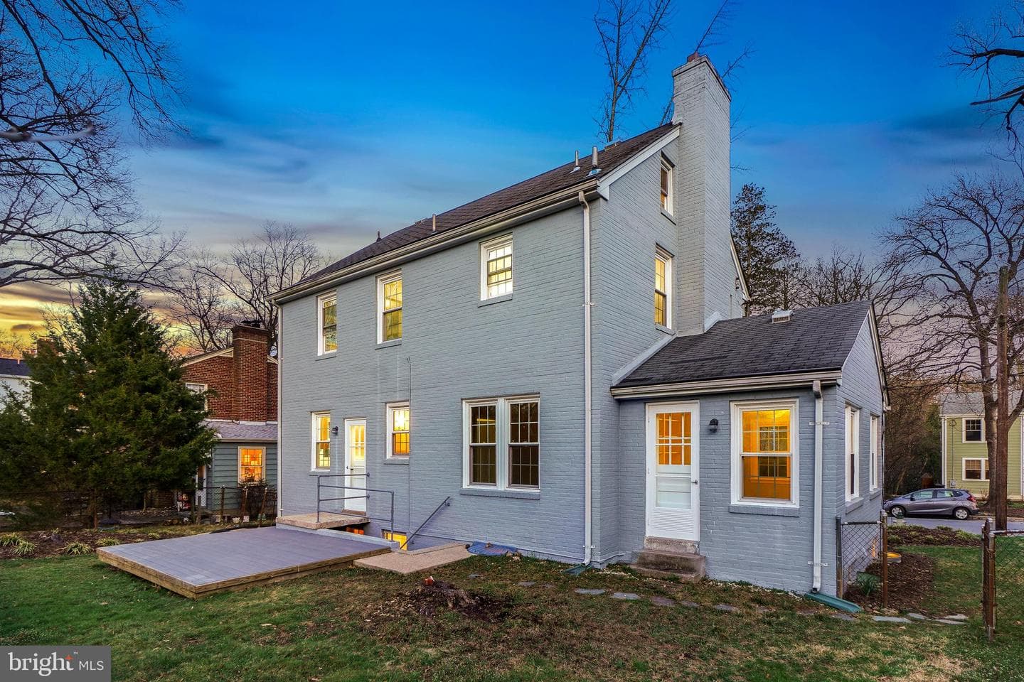 902 Jackson Avenue photo 33