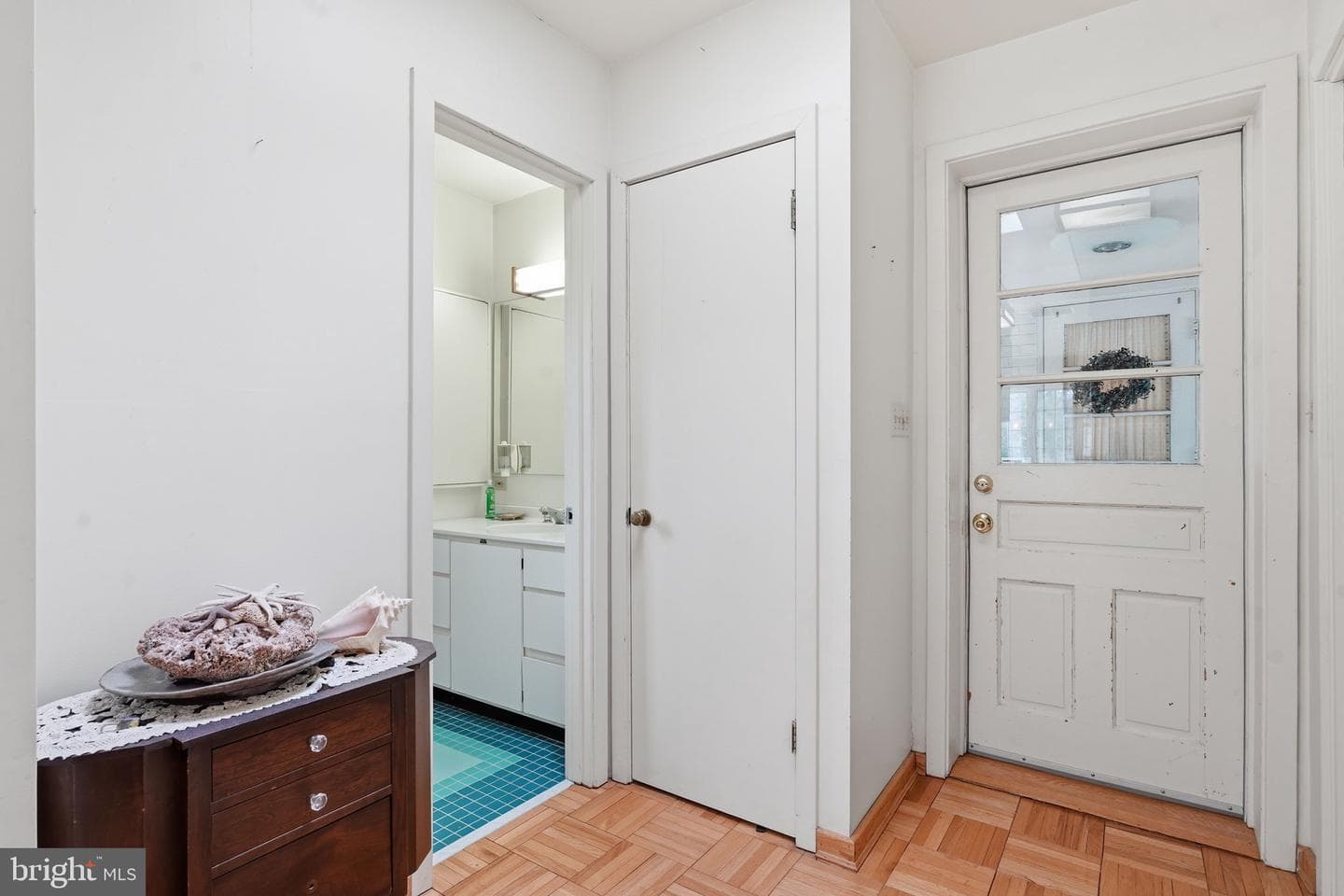 9010 Bradgrove photo 7