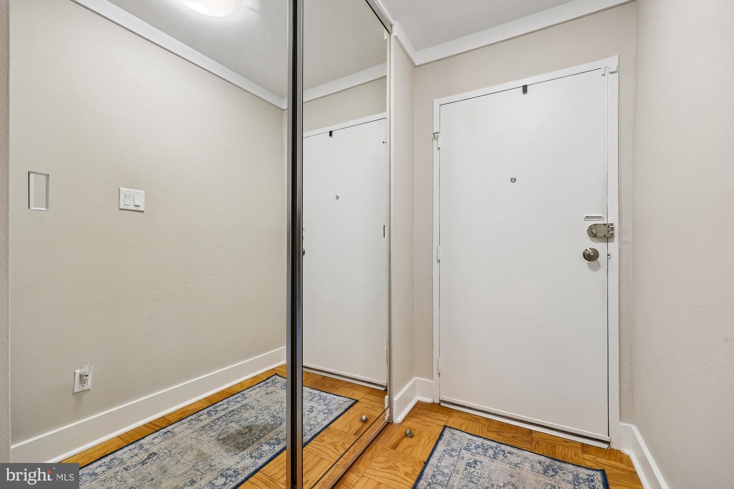 10619 Montrose Avenue #102 photo 30