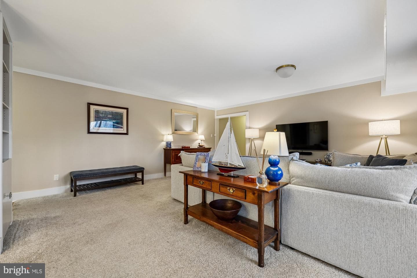 10619 Montrose Avenue #102 photo 8