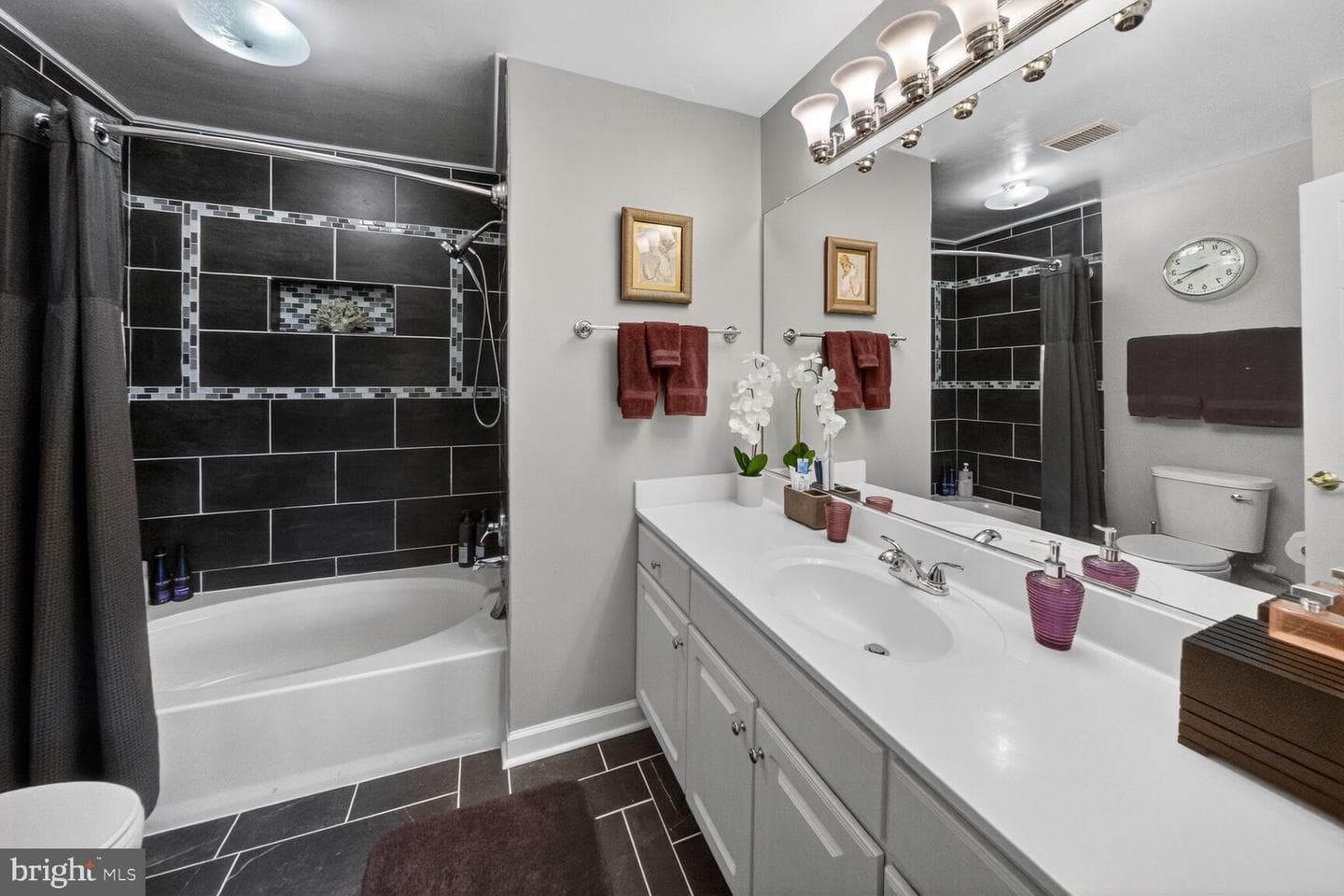801 Pleasant Dr # 80114 photo 24