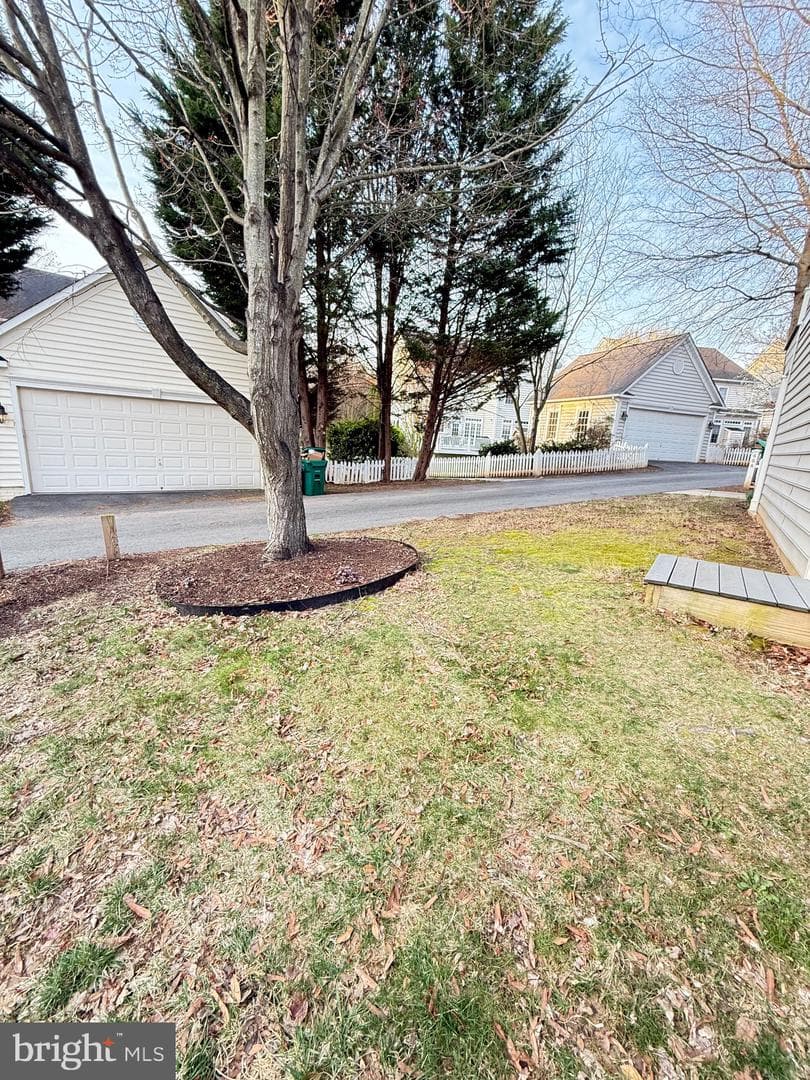 628 Bright Meadow Mews photo 26