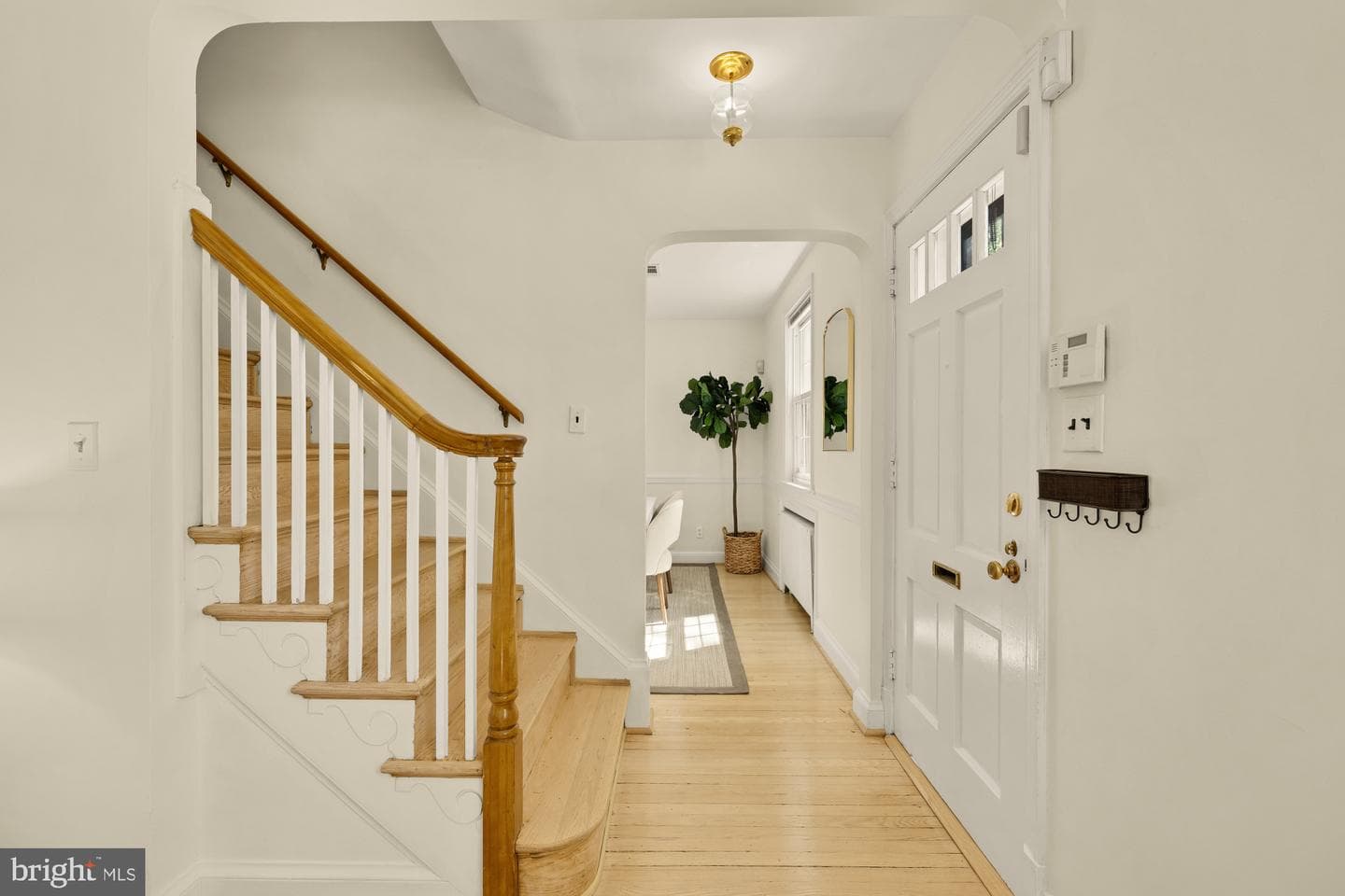 9409 Woodland Drive photo 2