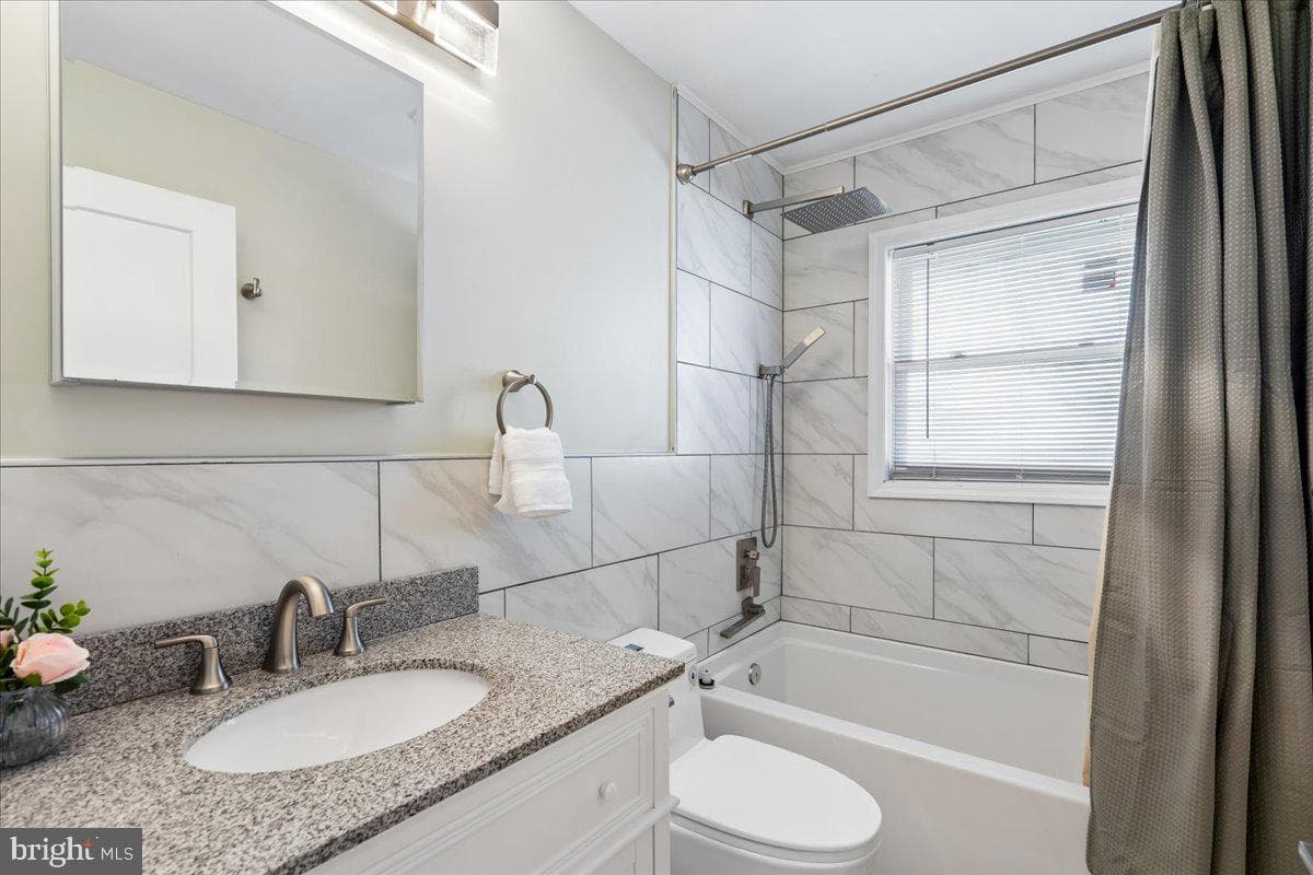 1405 Matthews Drive photo 18