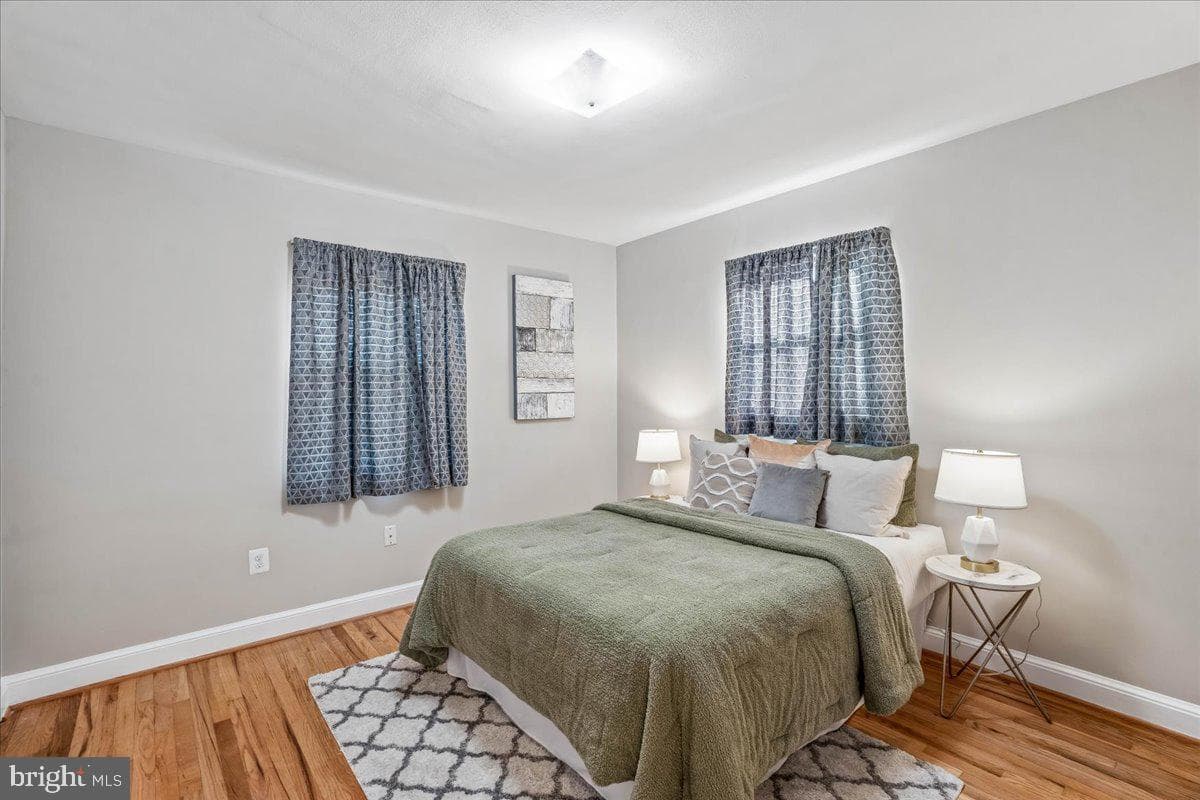 10006 Portland Place photo 12