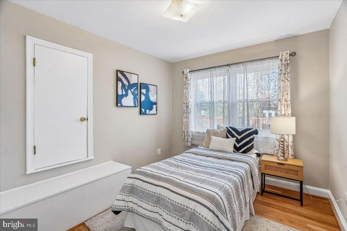10006 Portland Place photo 14